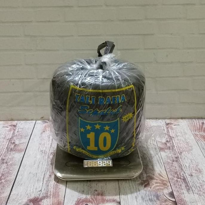 

Tali Rafia Plastik Plastic Hitam Kiloan 1Kg 1 Kg Seball Isi 15 Roll Co
