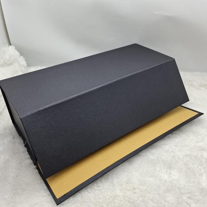 

HARD BOX LIPAT WINE / BOLU GULUNG / KOTAK KUE 33x12x10cm