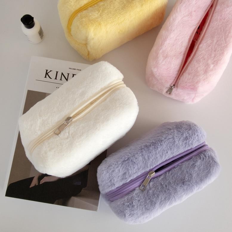 

Fn-56 Lucy Pouch - Tempat Pensil Alat Tulis Bulu Pouch Make Up Mini Aesthetic Import Pc002 Fn-56