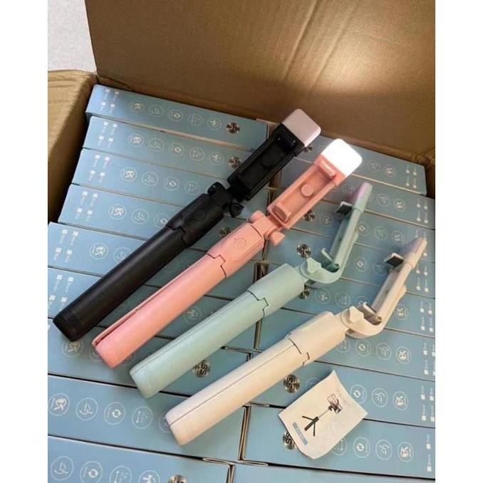 Tongsis Tripod Bluetooth Selfie Stick 4 In 1 Lampu Led Remote Multifungsi 3 In 1 170Cm 160Cm 1.7 Met