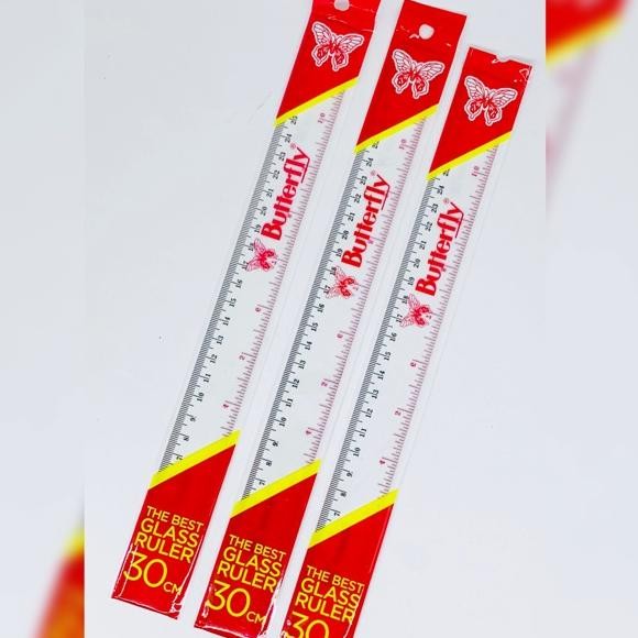

Penggaris 30 Cm