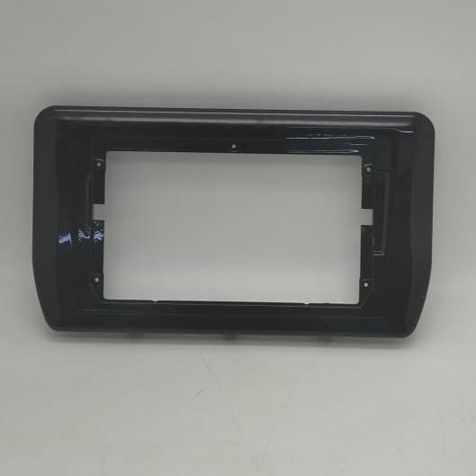 // Frame Head Unit Android Avanza Veloz 9 Inch 2023 Uv Black //