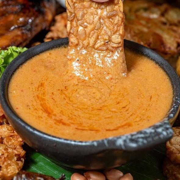 

JH8 Broco food Saos Kacang Pedas kemasan 210ML Saus Makanan Masakan