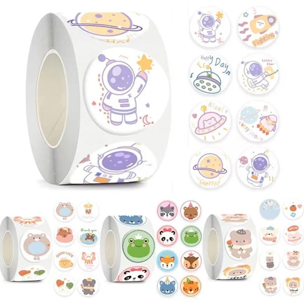 

100-500Pcs New Astronaut Reward Stickers Cute Animal Sticker For Kid Classic Toy Gift Decor School Teacher Encouragement Sticker