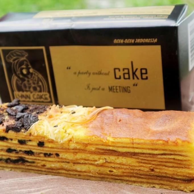 

(Expert) kue lapis legit / layer cake 3 rasa Premium by Lynn cake