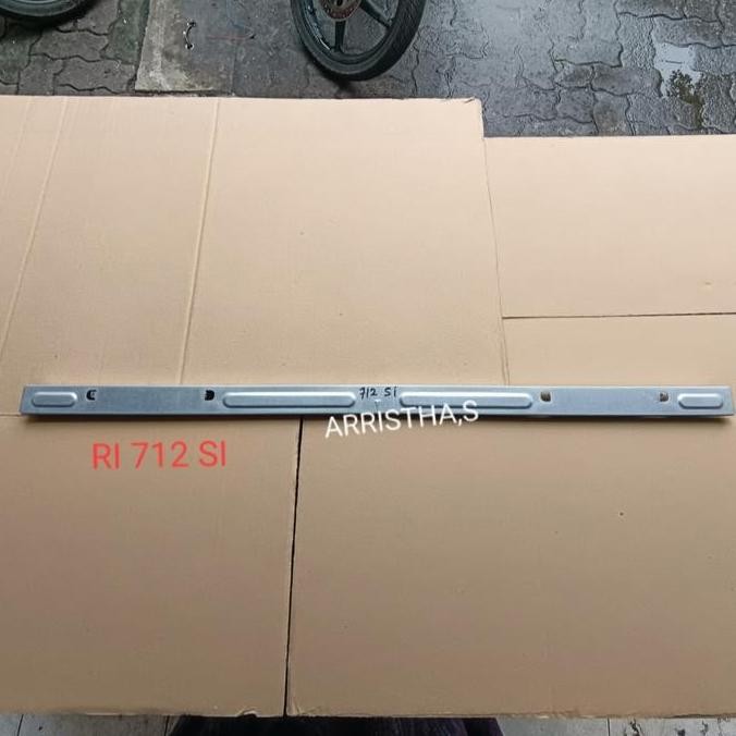 ;&;&;&;&] Tiang Tengah Penyanggah Body Kompor Gas Rinnai RI 712 SI