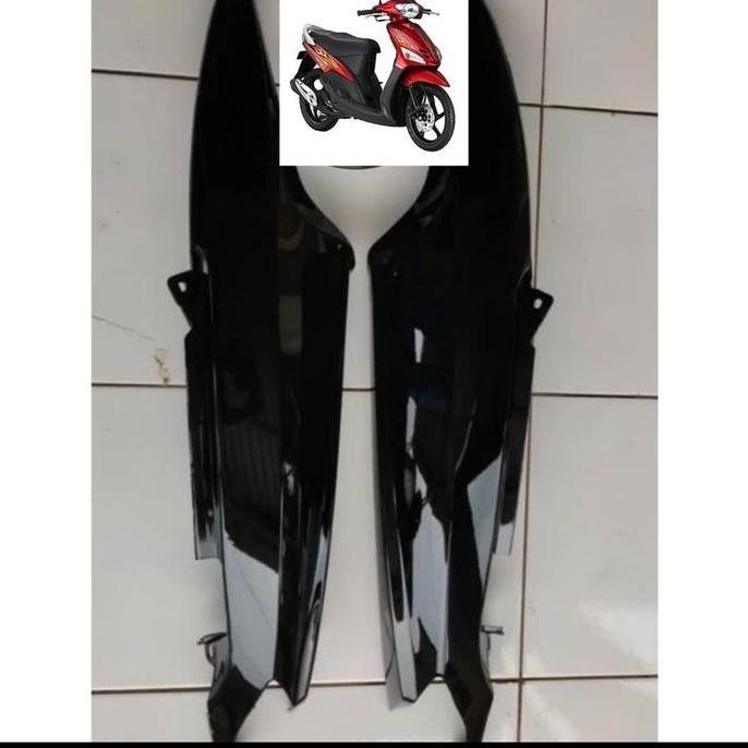 COVER BODY BELAKANG KIRI KANAN HITAM MIO SPORTY KARBURATOR 2004 - 2011 PREMIUM