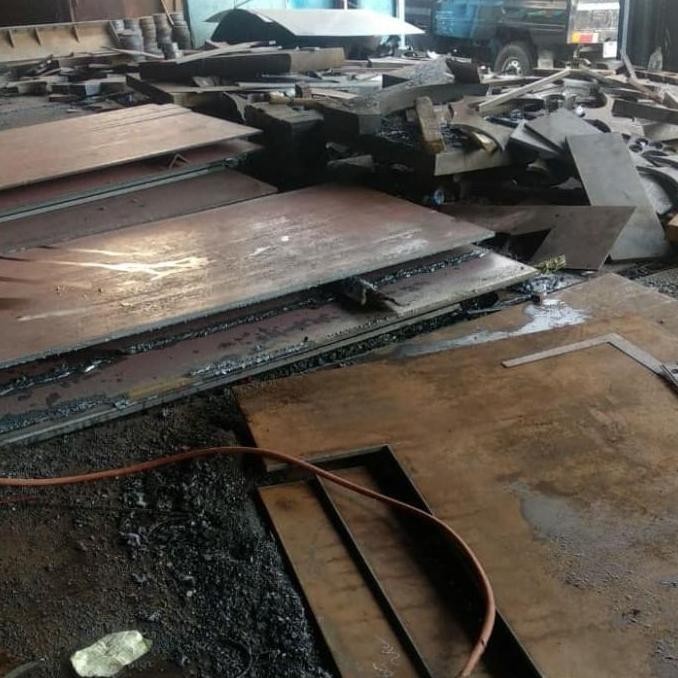 ------] plat besi 8mm 150x380mm plat hitam