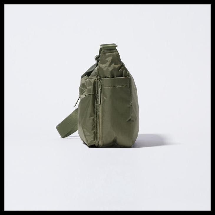 Tas Bahu Multi Saku Fungsional Shoulder Bag Unisex Uniqlo Original Jastip Best Quality