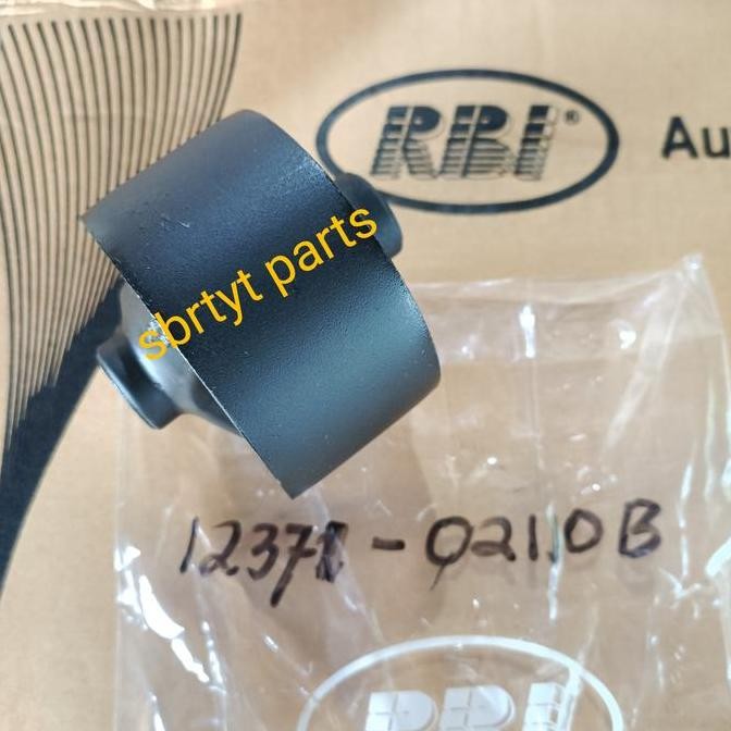bushing engine mounting belakang soluna RBI