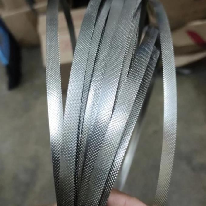 KAWAT NIKELIN MOTIF KEMBANG LEBAR 8mm TEBAL 0,2mm