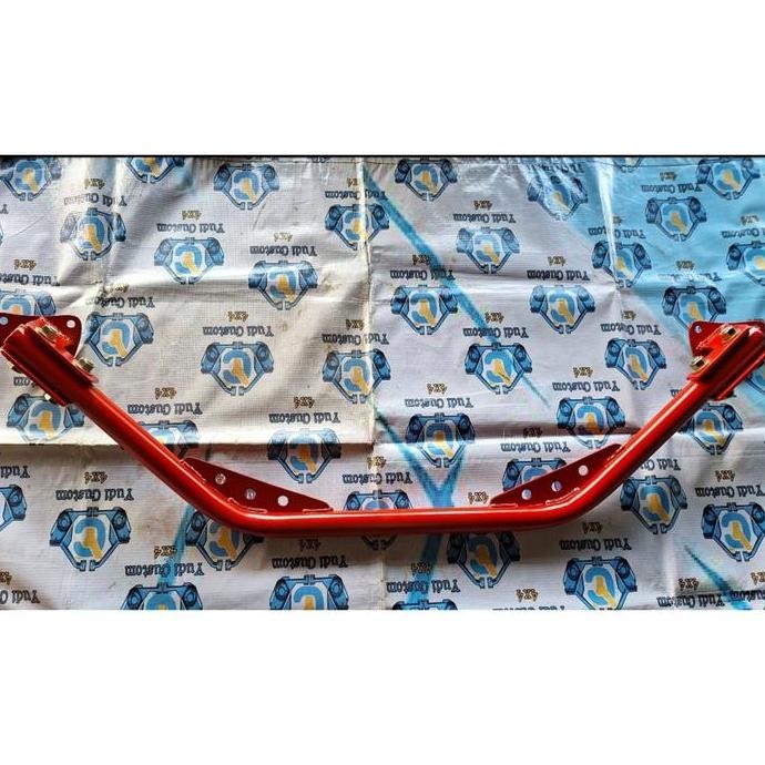 strutbar depan vitara escudo sidekick