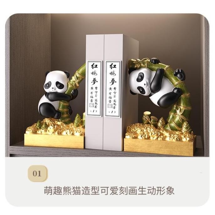 

Pajangan Panda Pambatas Buku / Panda Book Stand Table Decoration