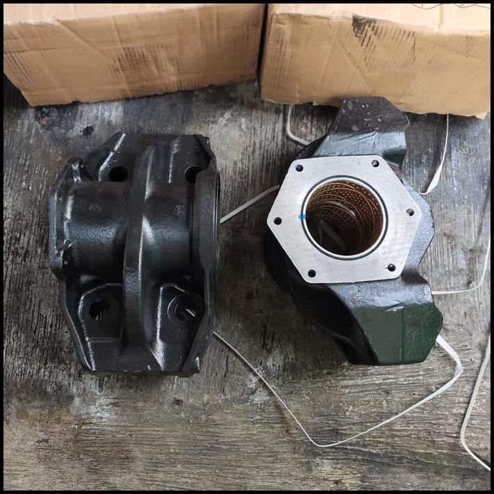 SEAT TRUNION HINO 500