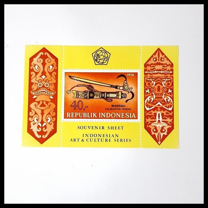 

HOT DEAL PRANGKO INDONESIA SS 20. MANDAU ~ KEBUDAYAAN INDONESIA 1976. KAT. 80RB !!!