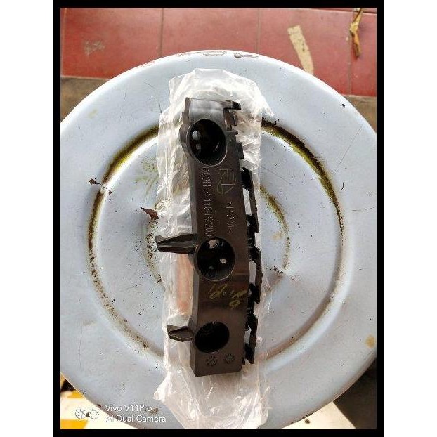 DISKON BRACKET BEMPER DEPAN MYVI SIRION 52116-BZ200 ORI 1BUAH 