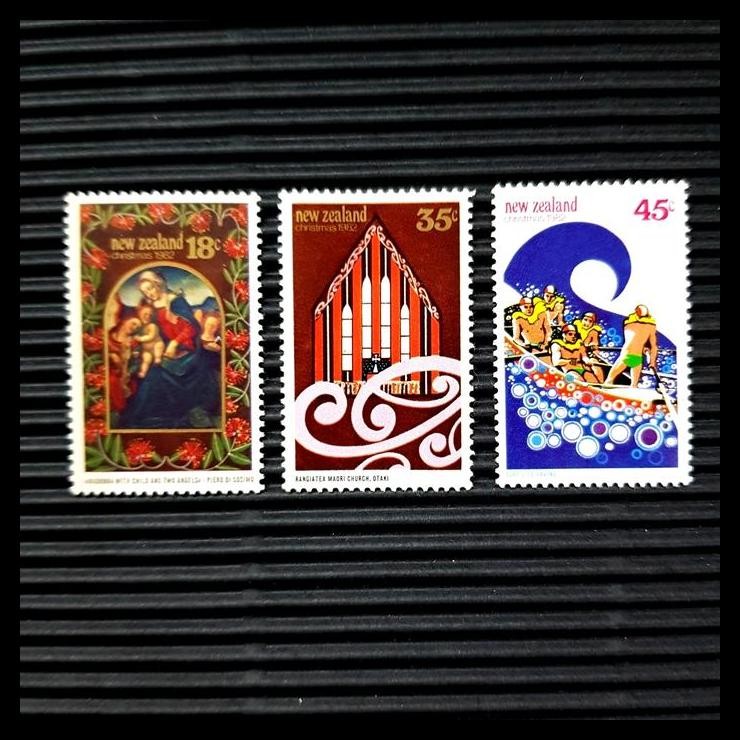 

GRATIS ONGKIR PRANGKO CHRISTMAS 1982 DARI NEW ZEALAND. SET (3V) MNH