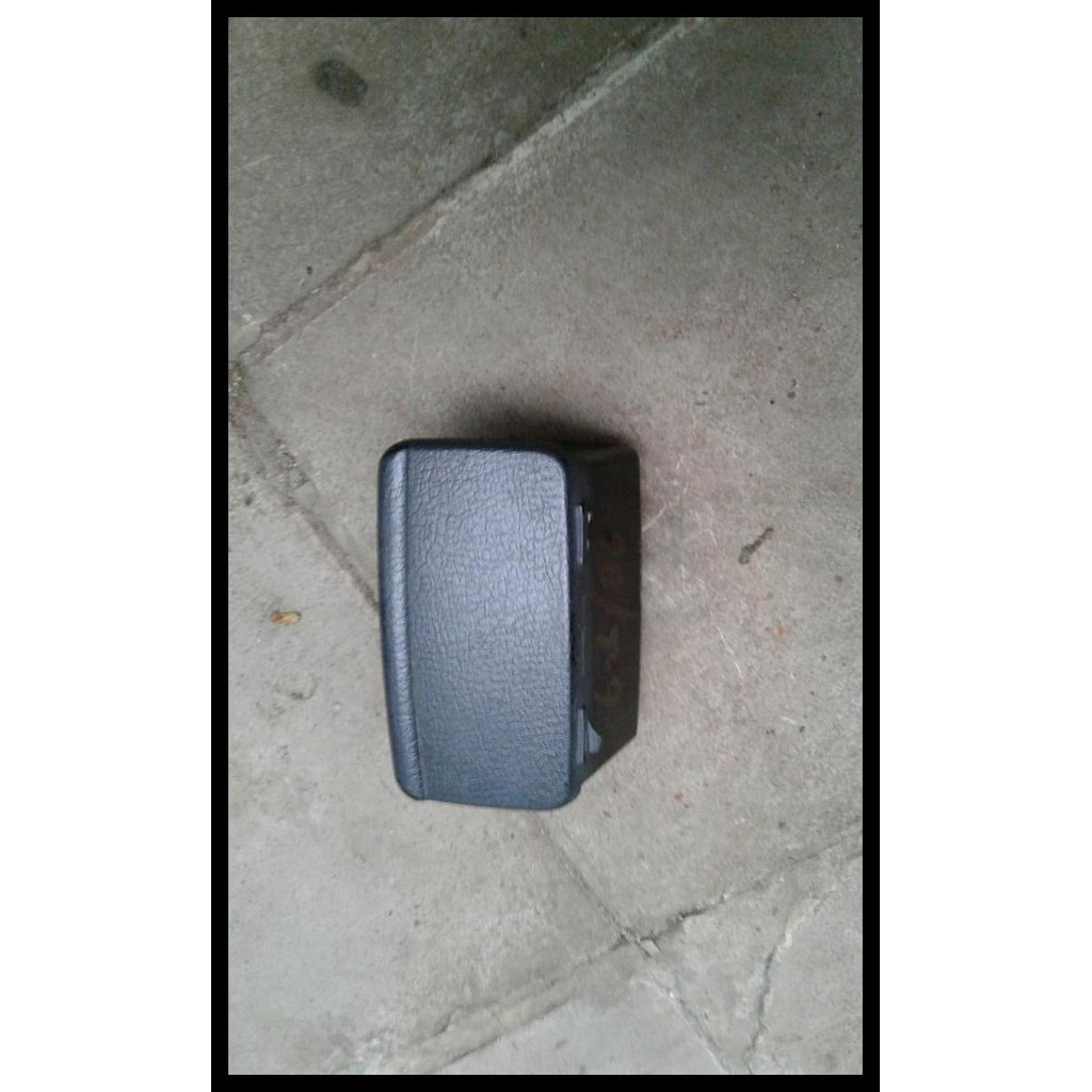 DISKON ASBAK CONSOLE HAND BRAKE MAZDA 626 HB 1986 
