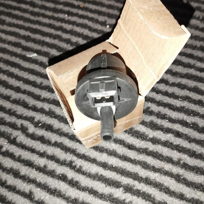 Purge Selenoid Valve Kia Carens Original Dan Terpercaya