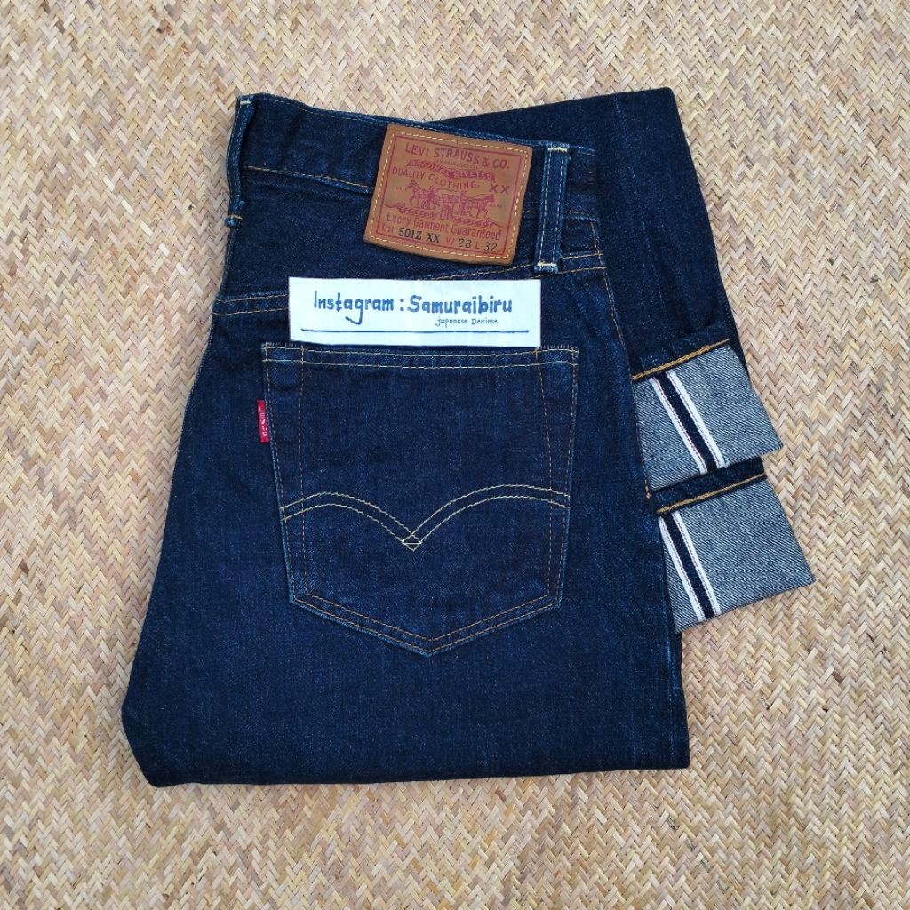 Levis 501 ZXX not Levis 501 70s button 6 selvedge / Levis 70s button 6 /Levis button 6 /Levis vintag