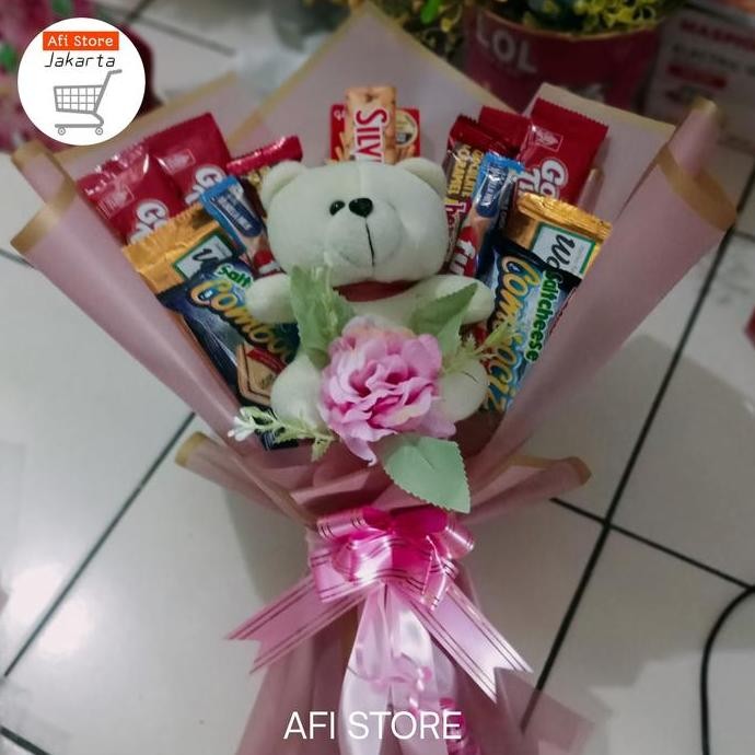

Buket wisuda / Buket Snack / Bucket Boneka / Buket coklat/Sidang/Ultah