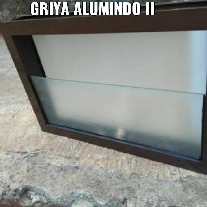 TERMURAH - Jendela kaca kamar mandi zig zag 40 X 60