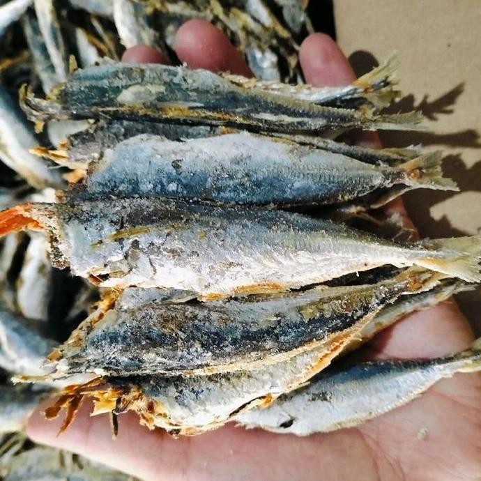 

Ikan asin rebus tanpa kepala
