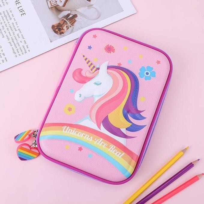 

Kotak Pensil 3D Timbul Unicorn Rainbow Tempat Pensil Anak Lucu Kado Ultah Sekolah