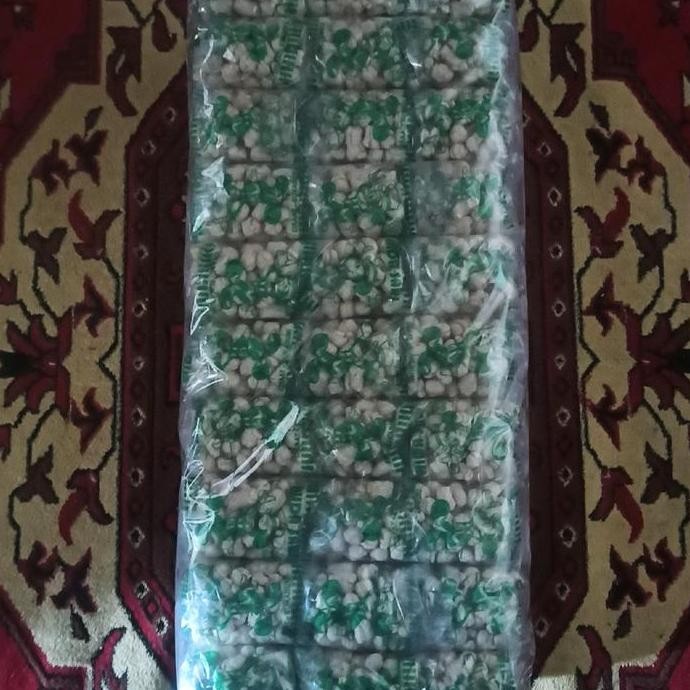 

pilus cikur kemasan 1 ball isi 10 pack /1 pack isi 20 pcs cocok untuk toping baso aci dan makanan berkuah Mie Pedas Seblak