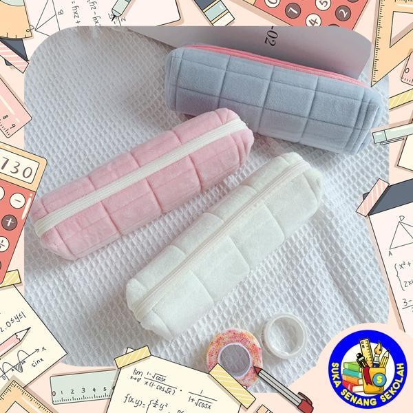 

EMS Tempat Pensil Bantal Bulu / Kotak Pensil SK0053