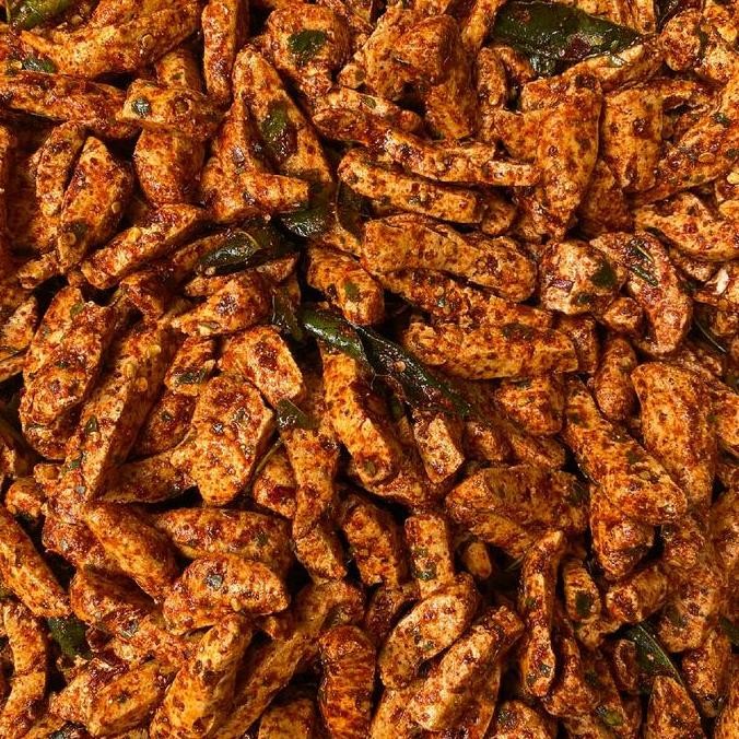 

[2kg] Basreng Jawara Pedas Jeruk Cikruh Original Rendang Seblak