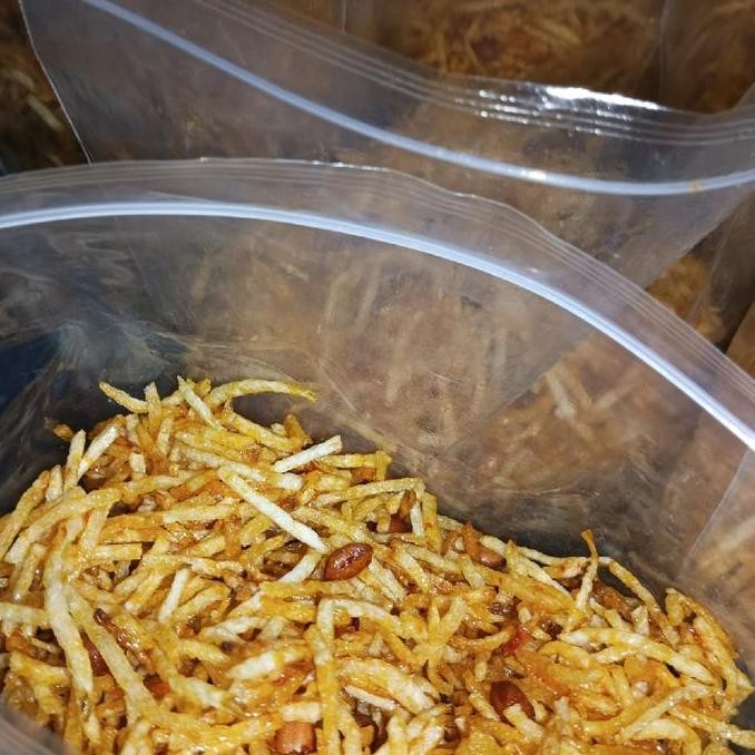 

Kentang Mustofa Kering 500Gram Asli Keripik Acep Makanan Snacks Food Pedas Cemilan Kripik