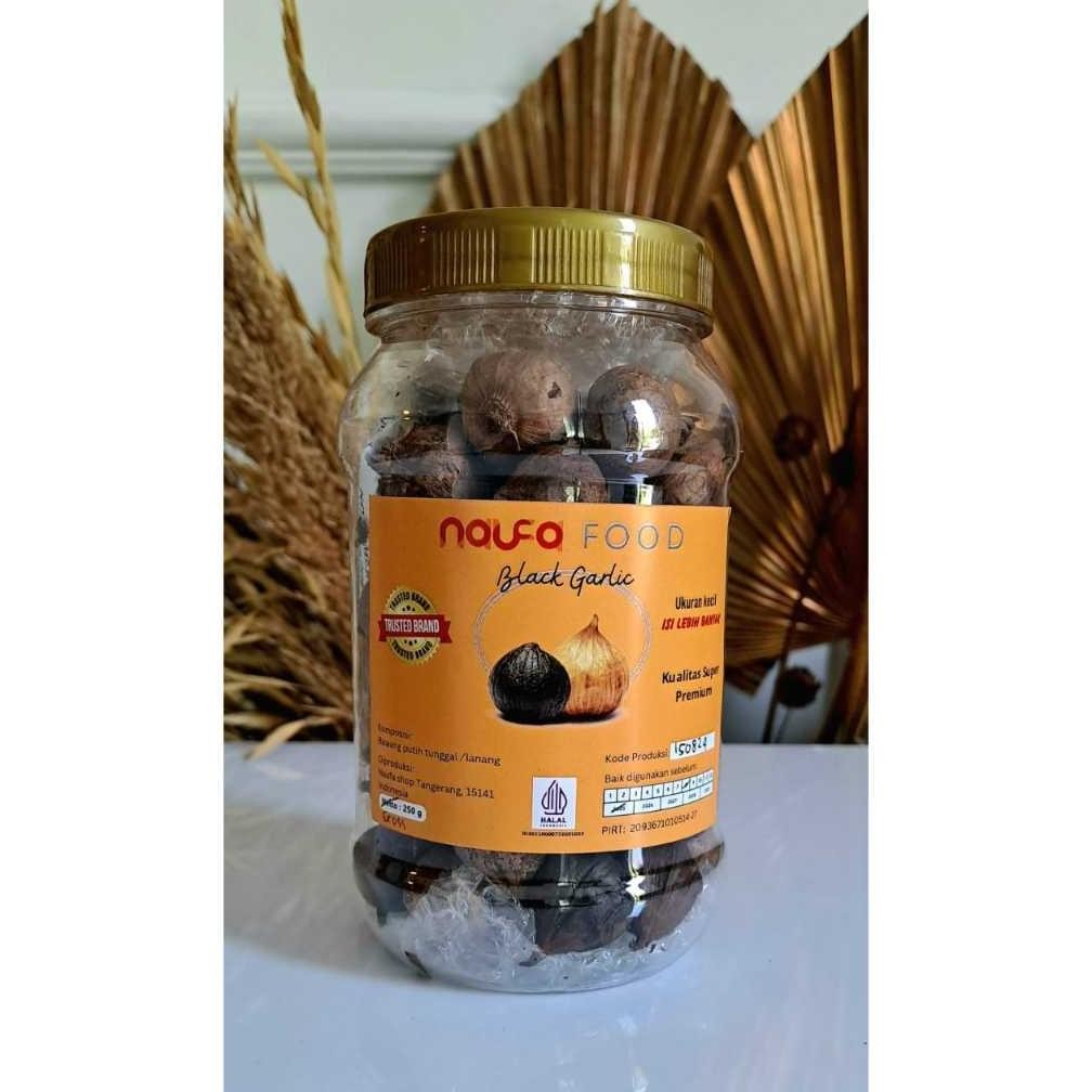 

Original Black Garlic Naufa Food - Bawang Hitam Tunggal / Lanang 250G Gi-57