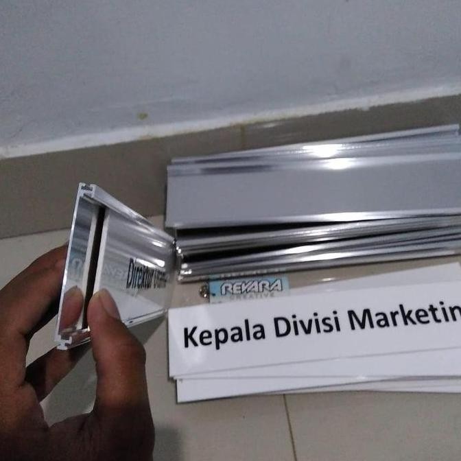 

Papan Nama Slide / Papan Nama Kantor / Papan Nama Pt New Stok