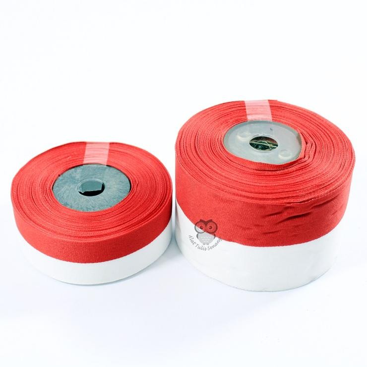 

Et-98 Pita Satin Merah Putih