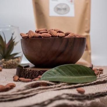 

LM Kacang Almond Panggang 1 Kg / Roasted Almond USA 1 Kg Organic Paradise