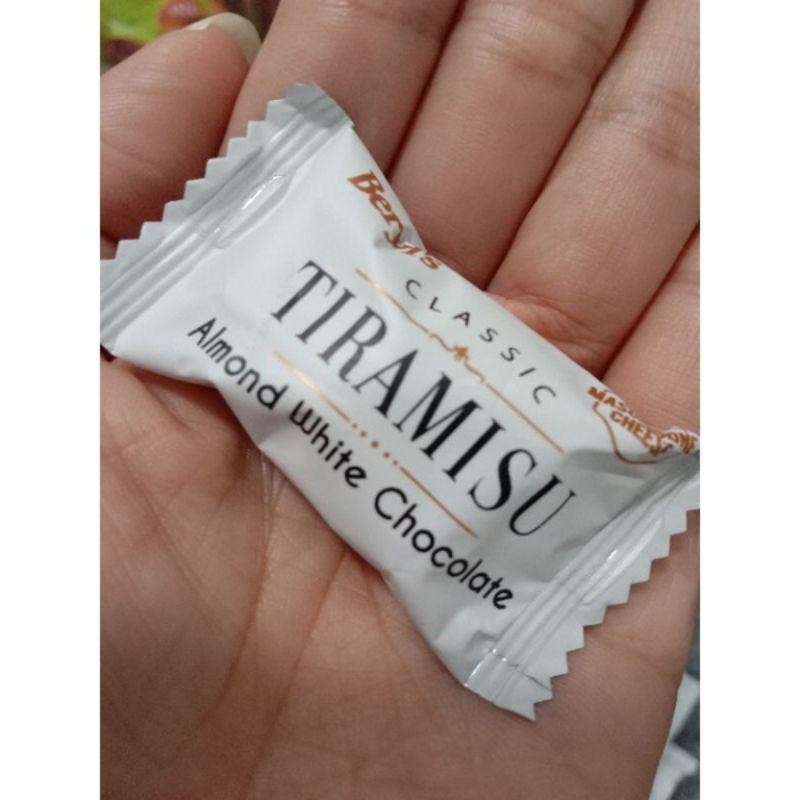 

Lm Beryl'S Tiramisu Almond Chocolate 5G/Biji Product Malaysia