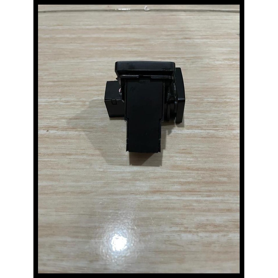GRATIS ONGKIR SWITCH SAKLAR TOMBOL LAMPU KABUT FOGLAMP MOBIL GRANDMAX LUXIO TERIOS 