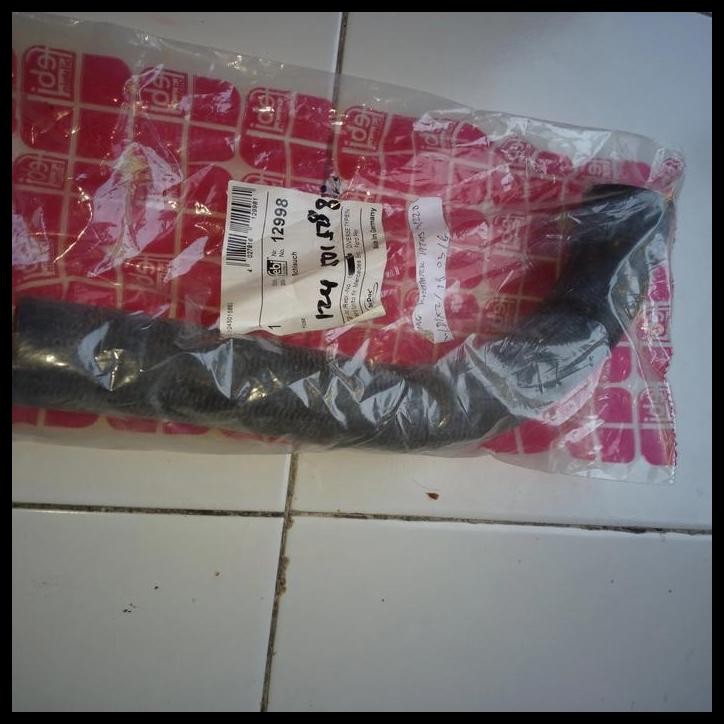 DISKON SELANG RADIATOR ATAS W124 E220 