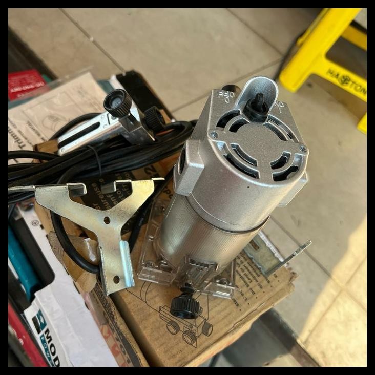 DISKON TRIMMER PROFIL ROUTER GMT G2701N HEAVY DUTY 