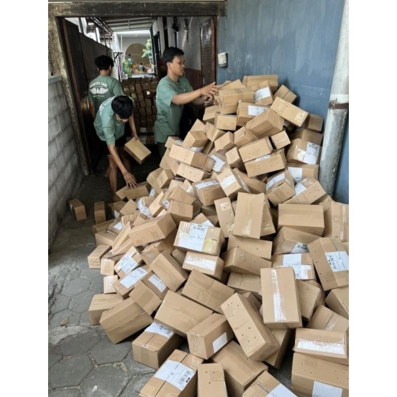 

Eksklusif Cabai Keriting Imperial 500 Gram