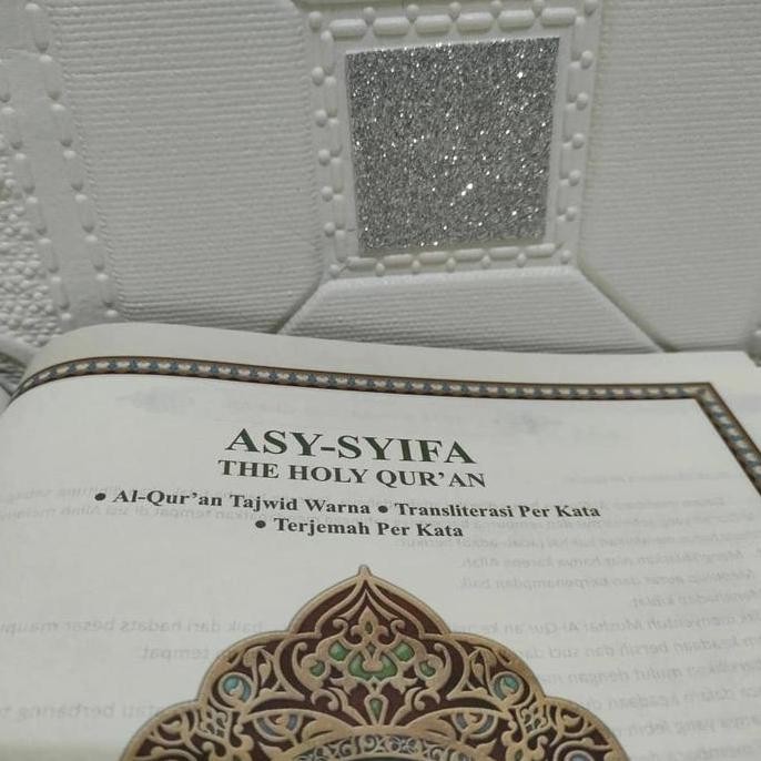 

Al Quran Asy Syifa Ukuran A4 Tajwid Warna Latin dan Terjemah Per Kata Rasm Utsmani Kertas Qpp Hard Cover Cocok untuk Pemula Belajar Alquran Asyifa MS