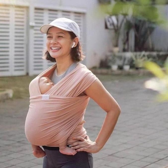 Mikhadou Babywrap (gendongan bayi)