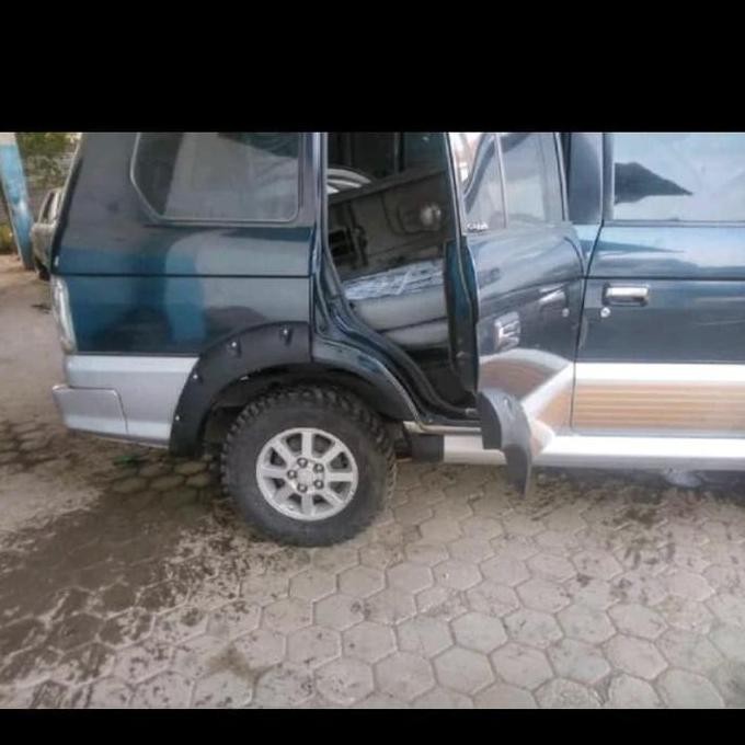 Over Fender Mitsubishi Kuda