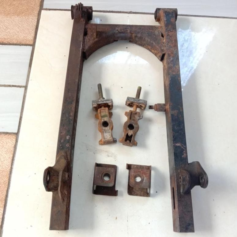 SUPIT ARM SWING ARM ORIGINAL YAMAHA FIZR F1ZR FIZ FORCE1