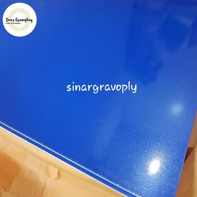 

Promo gravoply biru terang teks putih bahan gravir dll 120x60cm tebal 1.5ml COD