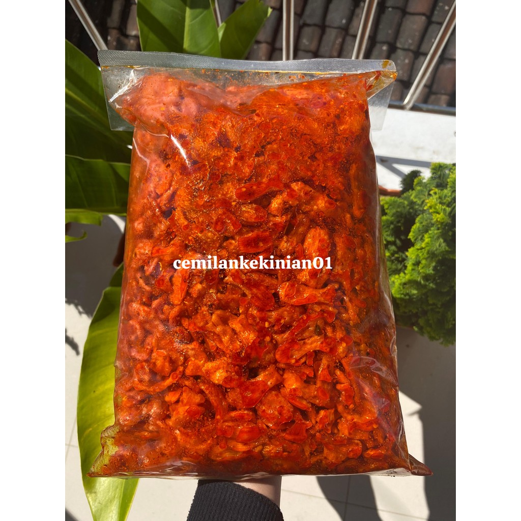 

seblak kerupuk ikan 1kg peda daun jeruk