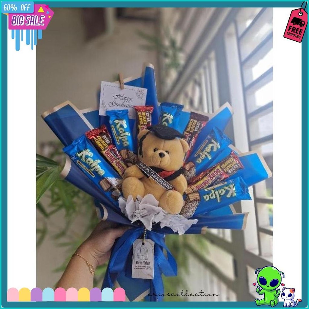

Buket Wisuda/ Buket Graduation/ Gift Bucket/ Buket Boneka/ Buket Snack Boneka Wisuda Terasmahar Diskon Setengah Harga