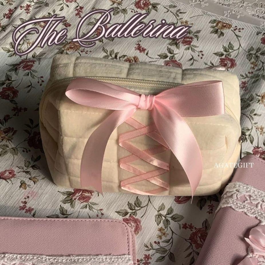 

Real Pic The Coquette Pouch Kotak Pensil Tempat Make Up Dompet Multifungsi Pita Aesthertic