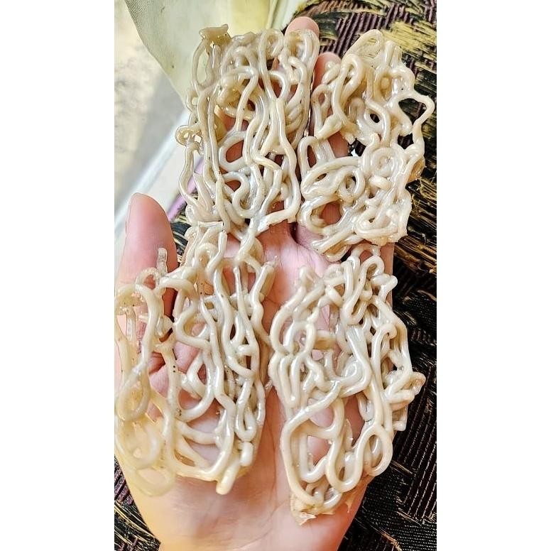 

Kerupuk ikan khas banyuwangi 1kg kerupuk ikan morat marit kerupuk gurih dan renyah